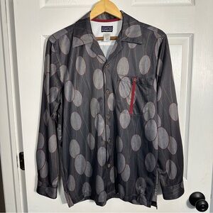 Vintage Y2K Patagonia Rhythm button up men's shirt, sz. S, retro, disco, gray